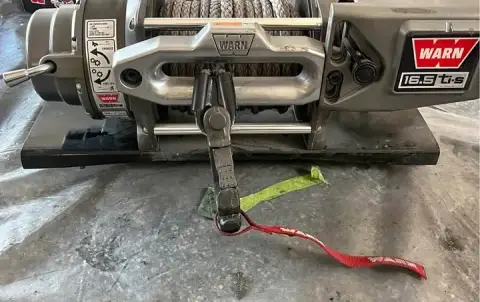 Warn 16.5 heavyweight winch