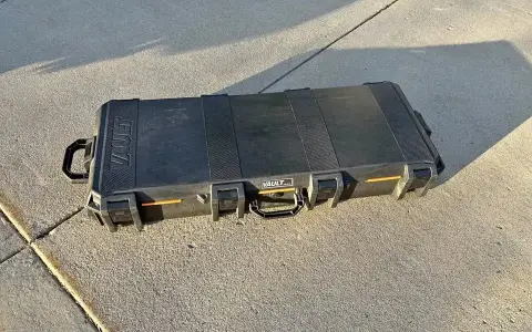 Pelican vault box