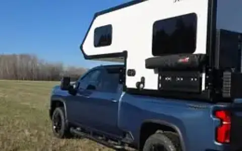 Iron Peak Campers Apex 6.5 Slide-In Truck Camper