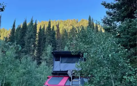Freespirit Evolution V2 hardshell Rooftop Tent