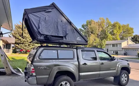 Top Oak Stellar Hard shell ROOF TOP TENT