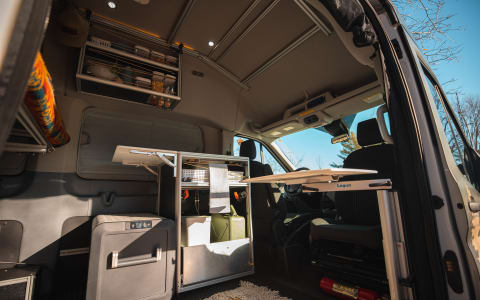 2019 Ford Transit - Vandoit High Roof LIV