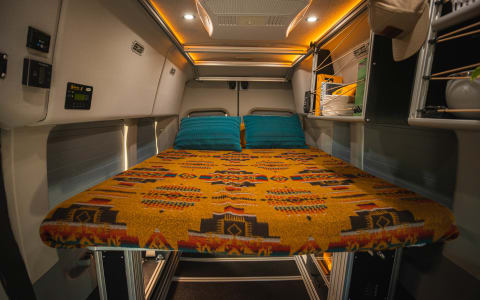 2019 Ford Transit - Vandoit High Roof LIV