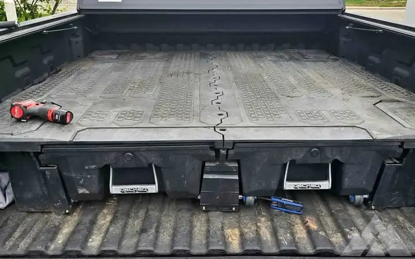 Decked drawer system