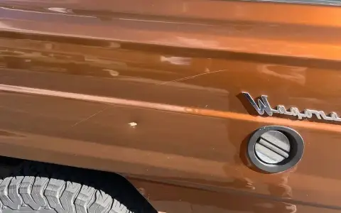 1988 Jeep Grand Wagoneer