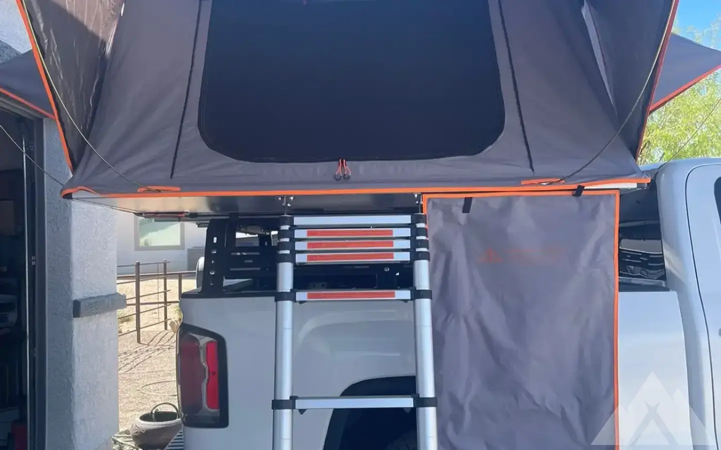 Roofnest Condor XL and RCI Rack
