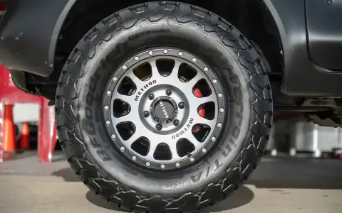 1999 Isuzu VehiCROSS