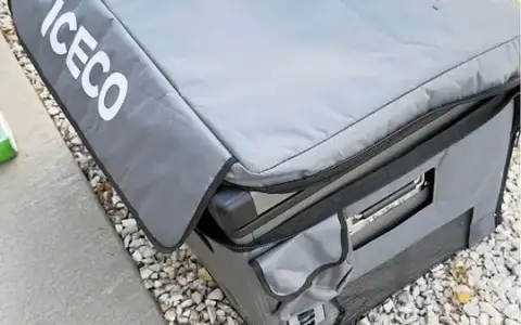 ICECO REFRIDGERATOR