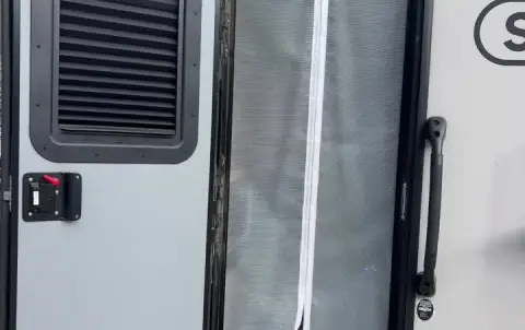 Scout Yoho truck camper