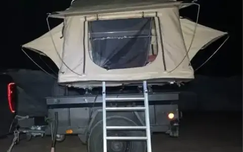 Smitty built roof top tent