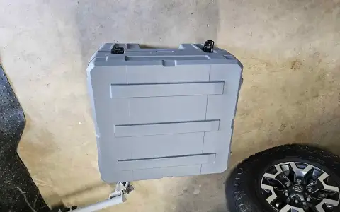 Roam 132l case