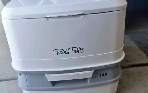 Thetford porta potti 135 camp toilet