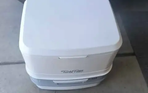 Thetford porta potti 135 camp toilet Thetford porta potti 135 camp toilet