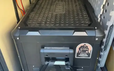 ICECO vl60 pros portable fridge freezer – Used for $ 500.00