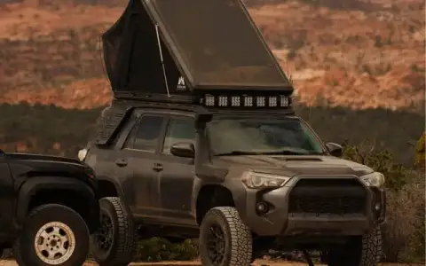 Sterling Aluminum Rooftop tent