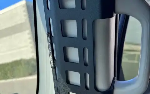 Toyota FJ Cruiser A-Pilar MOLLE panel
