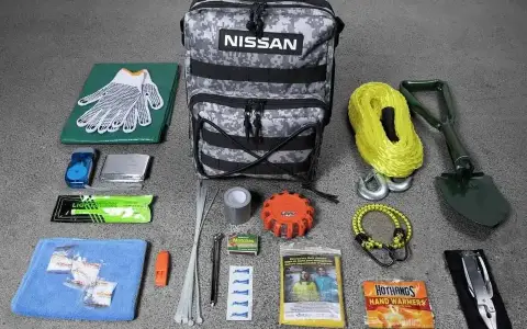 Nissan adventure and medic kit