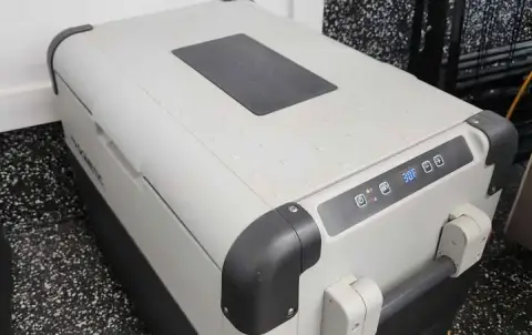 Camping Dometic Fridge/Freezer CFX 65Dz