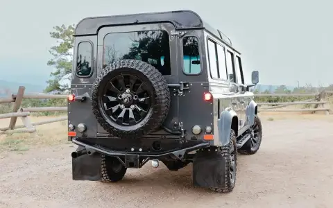 1999 Land Rover Defender 110