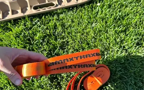 Maxtrax MKII 4 Tan Recovery Tracks