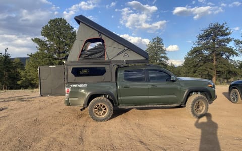 2021 Tacoma TRD Off-Road with Alu Cab Canopy Campe