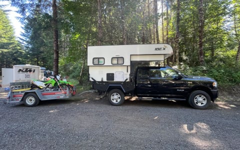 Ibex Truck Camper on 4x4 Ram 3500. Ideal for your 