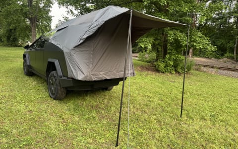 Cybertruck 4X4 Camper