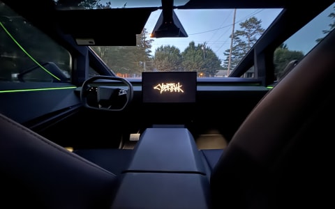 Cybertruck 4X4 Camper