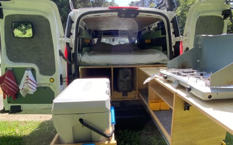 Cozy Camper Van – Road Trip Ready Adventure Van!