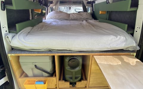 Cozy Camper Van – Road Trip Ready Adventure Van!