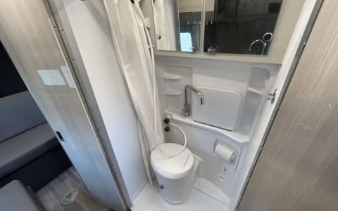 2022 Thor Tranquility 4x4: Luxury Vanlife Meets Of 2022 Thor Tranquility 4x4: Luxury Vanlife Meets Of