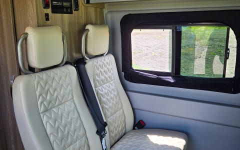 2021 Winnebago Solis | Roof Tent Sleeps 4