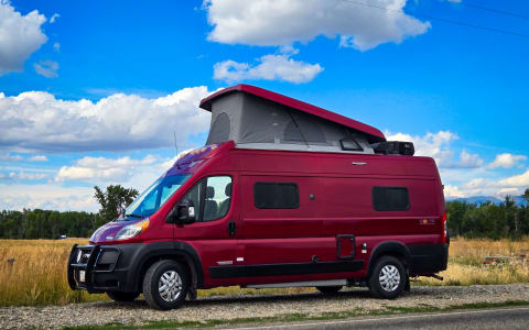 2021 Winnebago Solis | Roof Tent Sleeps 4