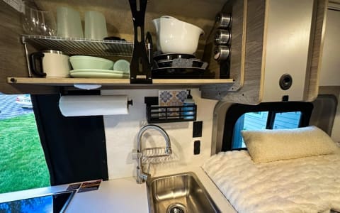 2021 Winnebago Solis | Roof Tent Sleeps 4