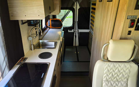 2021 Winnebago Solis | Roof Tent Sleeps 4