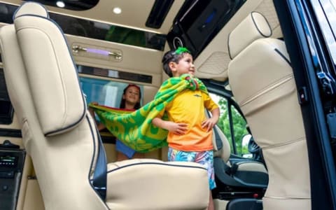 2023 Mercedes Ultimate Coach