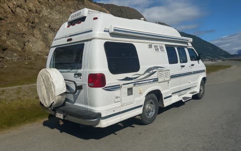 Class B Camper Van w/ Full Bath & Kitchen | Perfec