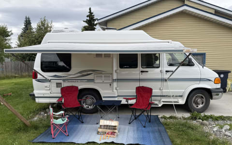 Class B Camper Van w/ Full Bath & Kitchen | Perfec