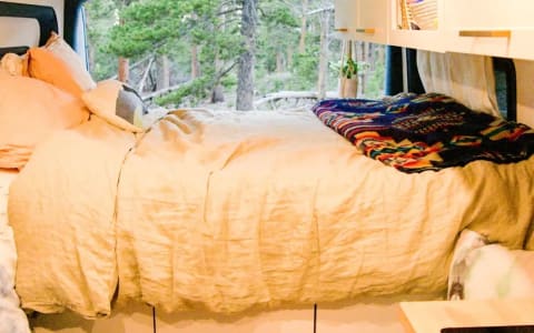 VanWylder, an elevated camping experience