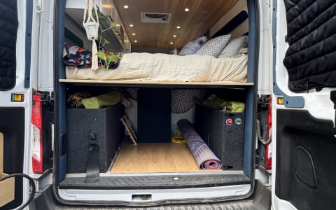 VanWylder, an elevated camping experience