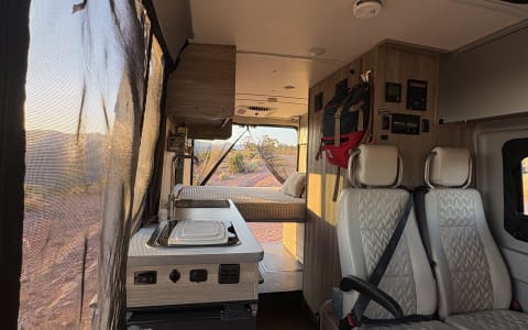 The Yonder Van! 2023 Solis Off-Grid Adventure-Read