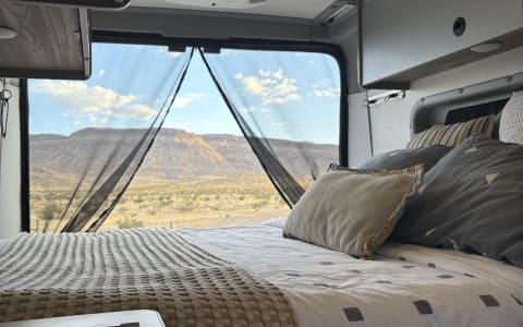 The Yonder Van! 2023 Solis Off-Grid Adventure-Read