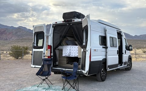 The Yonder Van! 2023 Solis Off-Grid Adventure-Read