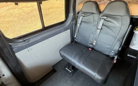 Mira: The all-season, family-friendly 4x4 TOURIG S
