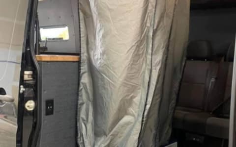 The Flying-V Off Grid Campervan