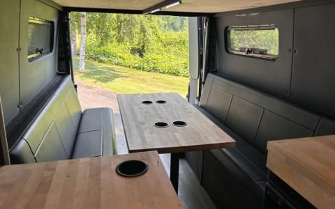 The Flying-V Off Grid Campervan