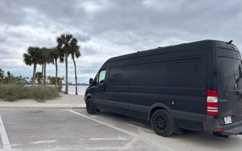 The Flying-V Off Grid Campervan