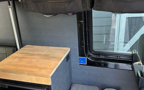 The Flying-V Off Grid Campervan