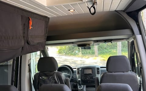 The Flying-V Off Grid Campervan