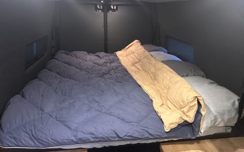 The Flying-V Off Grid Campervan